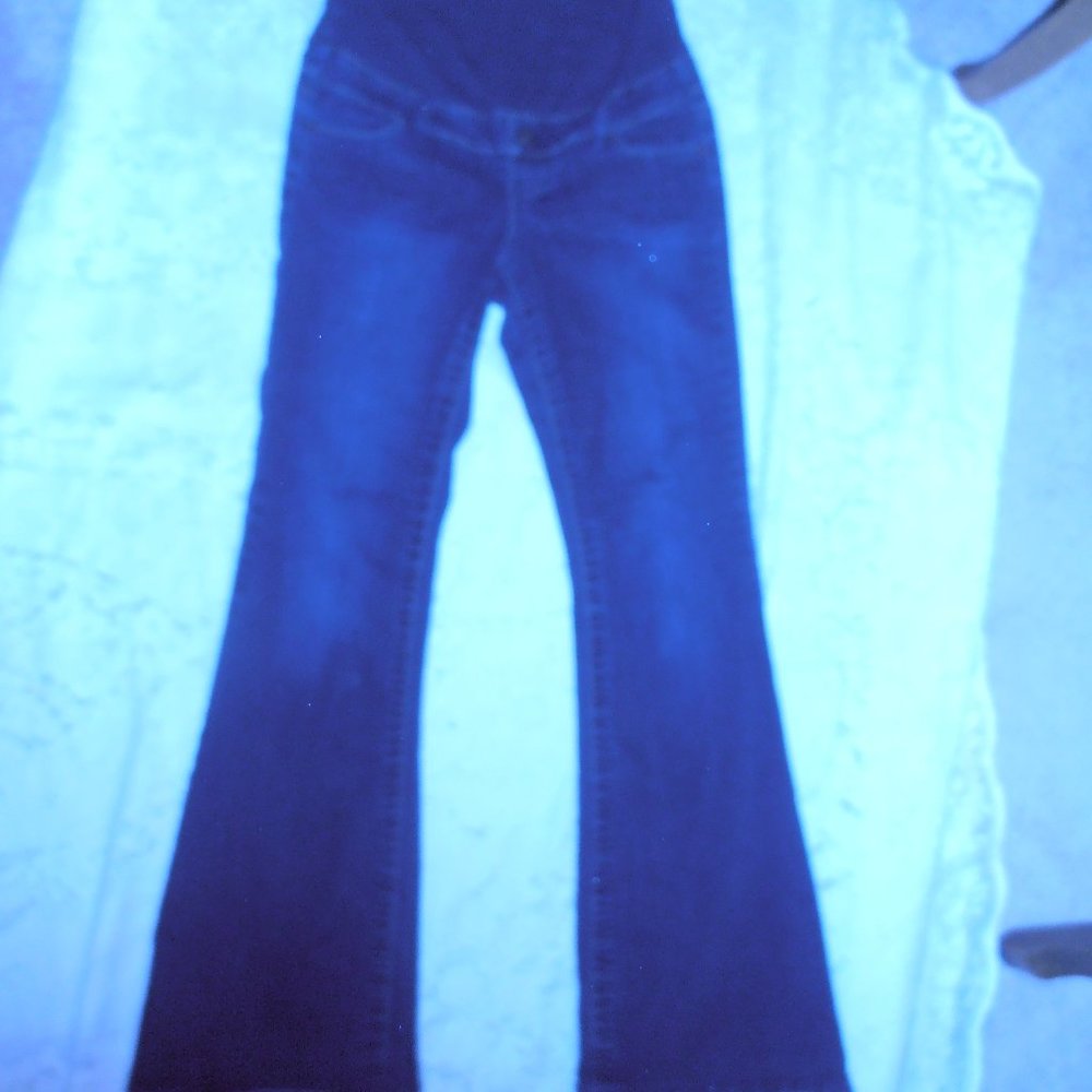 Bootcut Rinse Maternity Jean - Picture 6 of 6